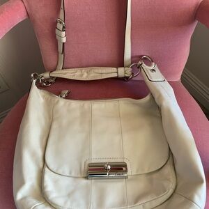 Coach Off-White Leather Shoulder Bag